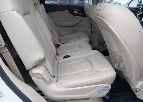 2018 Audi Q7 3.0T Premium из США, поврежденный, VIN WA1VAAF79JD043477